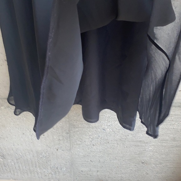 Little black dress by B2 - Picture 4 of 12